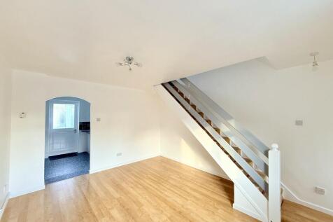 Rosewood Gardens, Marchwood photo 5