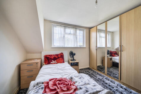 1359281-11-68dbd8...