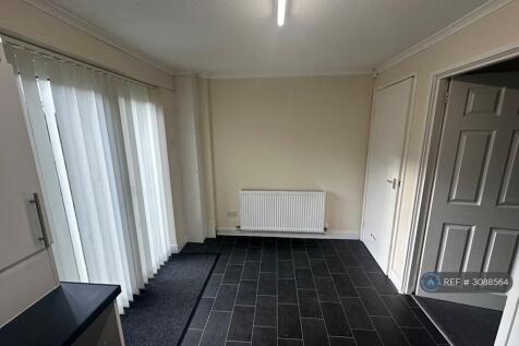 Lamorna Close, Salford, M7 photo 5