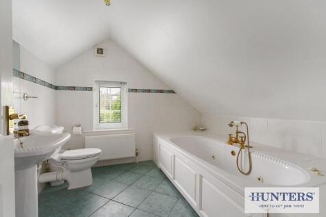 98290_2-Renton-Lea-Guiseley  (21) - Copy_low.jpg