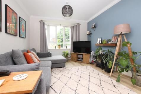 Living Room.JPG