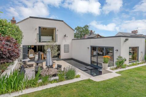 Loughborough, LE12 - property photo