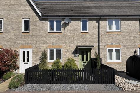 Twelve Acres Close
