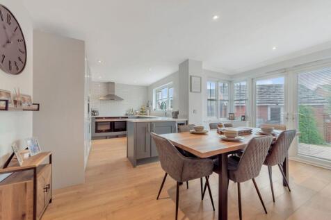 Open-Plan Living Kitchen
