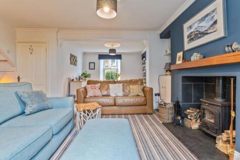 Living Room/Dining Room