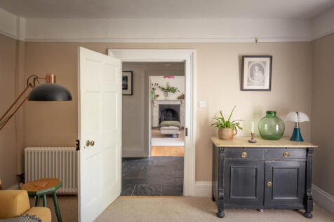 294424 - MYRTLE 2-5.jpg