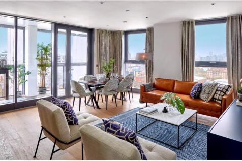 3 Bedroom Flat in SW8 4EU