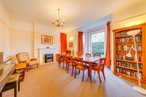 23 Andridge Court, SW19 3JW-5.jpg