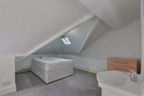 18 Egremont Place Bedroom 6 (3)