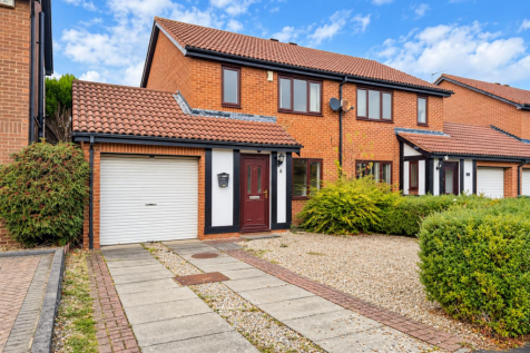 3-bed semi-detached on Melford Grove, Ingleby Barwick, Stockton-On-Tees, £925/mo
