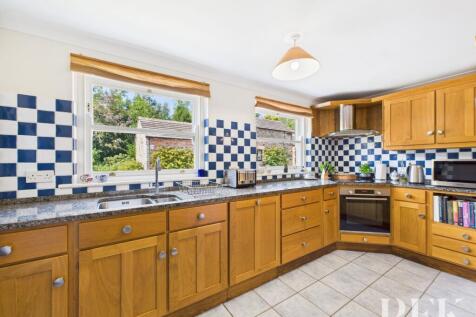 Netherscales Kitchen