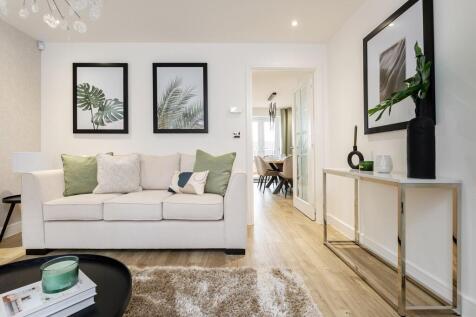 Sociable entertaining space leading through to the kitchen/dining area