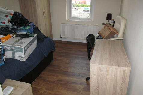 Wokingham Road, Reading, Berkshire, RG6 photo 4