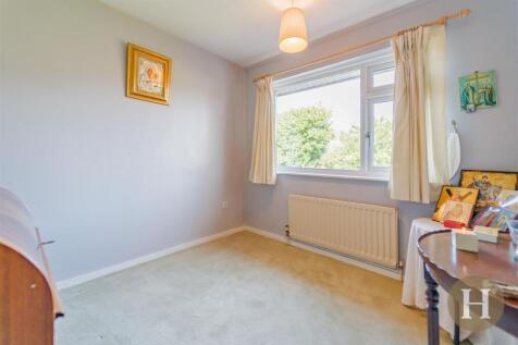 Hadleigh Estate Agents-28.jpg