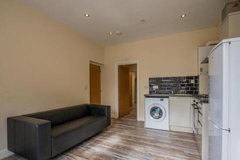 Colum Road, Cathays photo 3