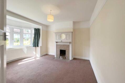 Esher Road, East Molesey photo 3