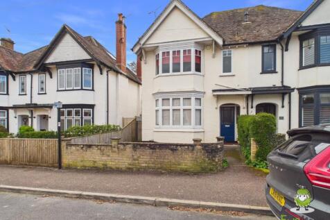 EweMove Estate Agents Basingstoke - 5 Wallis Road 