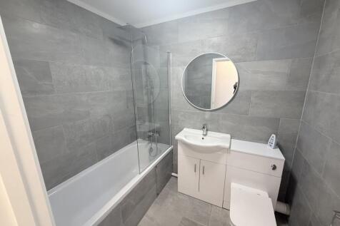 Town Lane Little Neston, Little Neston, Neston, Merseyside, CH64 photo 4