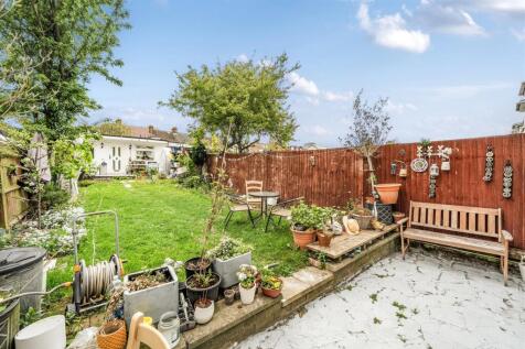 Garden shot 2.jpg