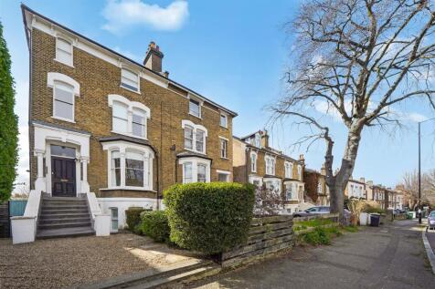 Flat 2, 102 Burnt Ash Hill - 04WWbdgUs1tSaer10YkF.