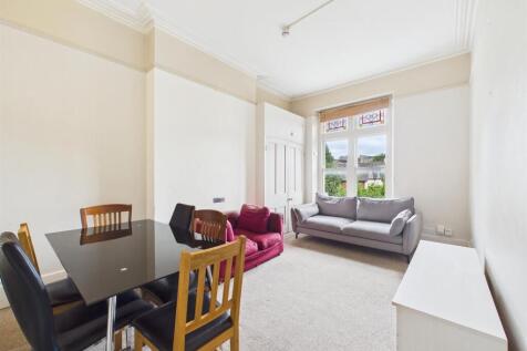 2 - HMO Flat for Auction, Clifton, Bristol.jpg