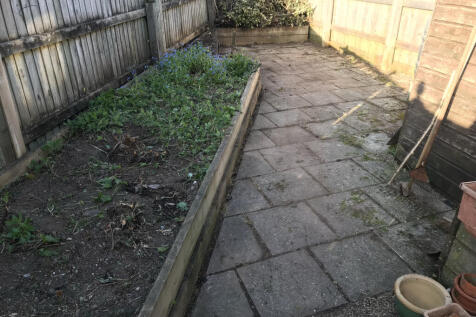 Willow Cottage garden3