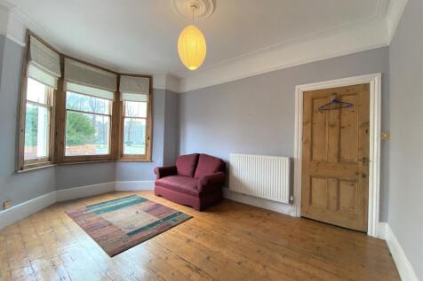 Clarendon Street, Leamington Spa photo 3