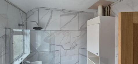 Bathroom 1.4