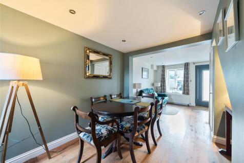Lower Buckland Road, Lymington, Hampshire, SO41 photo 4