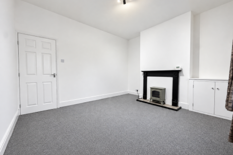 Otley Road, Eldwick, Bingley, BD16 3EE photo 3