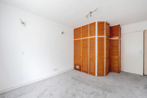 1320363-4-686ba7c...