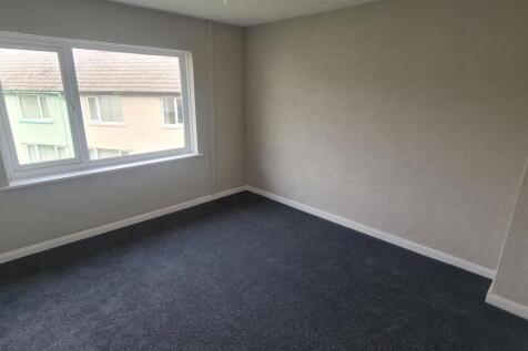 Chaucer Avenue, Egremont, CA22 photo 4