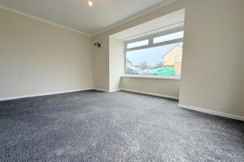 Rushyford Avenue, Stockton-on-tees photo 3