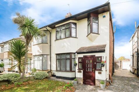 Hornchurch, RM12 - property photo
