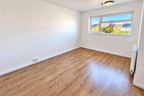 Moredon Road, Swindon, SN25 photo 4