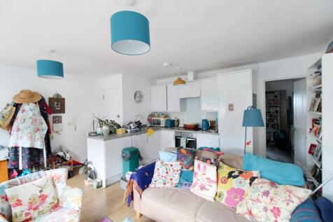 The Broadway, Crowborough, East Sussex, TN6 photo 3