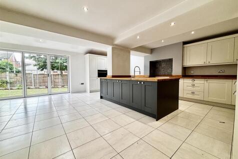 Kitchen/Dining/Family Room