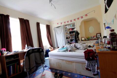 35, Palmer Park Avenue, Reading, Berkshire, RG6 photo 4