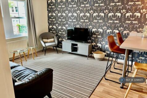 Bright Aspect Ground Floor Lounge
