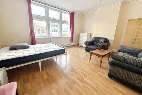 2b21737d-BEDROOM ...