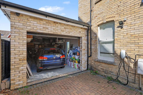 Property Image 29