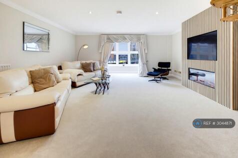 Lounge With Modern Media Wall