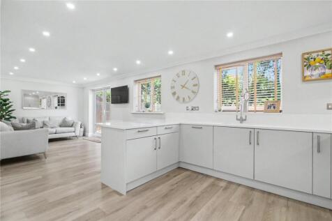 Kitchen Family Area