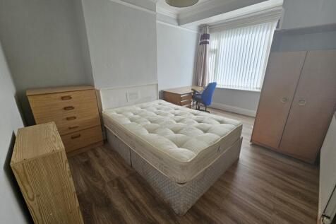 85 Tachbrook Road, Leamington Spa photo 4