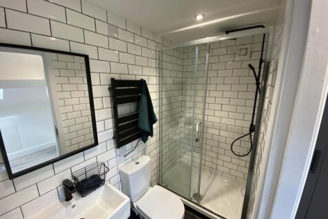 Room 5 en-suite
