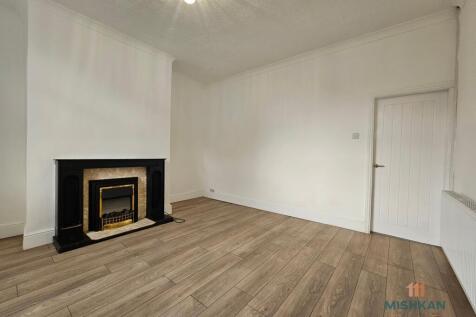 Pine Street South, Bury photo 3