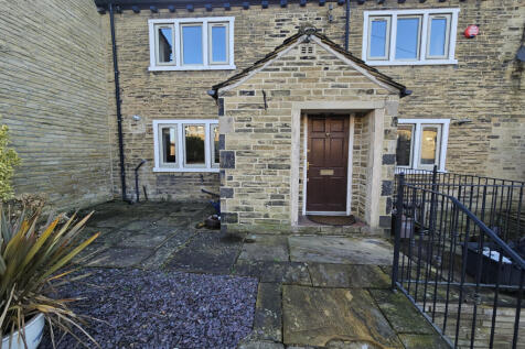 2 Bedroom Terraced for Rent