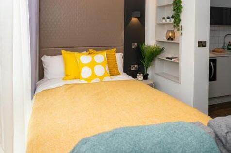 5. Room B-11-resized.jpg