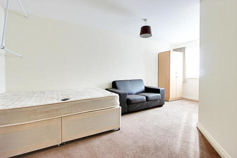 One Bedroom G/F Flat