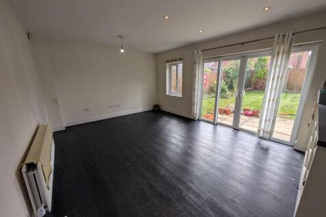 Wentwood Crescent, Clayton-le-woods, Lancashire photo 5